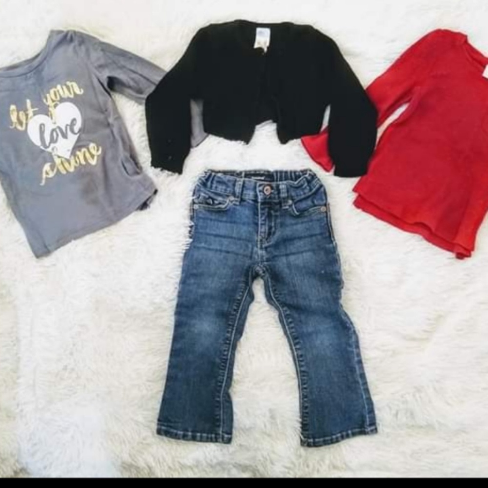 ❤️Beautiful Sparkly 4 Piece Set❤️